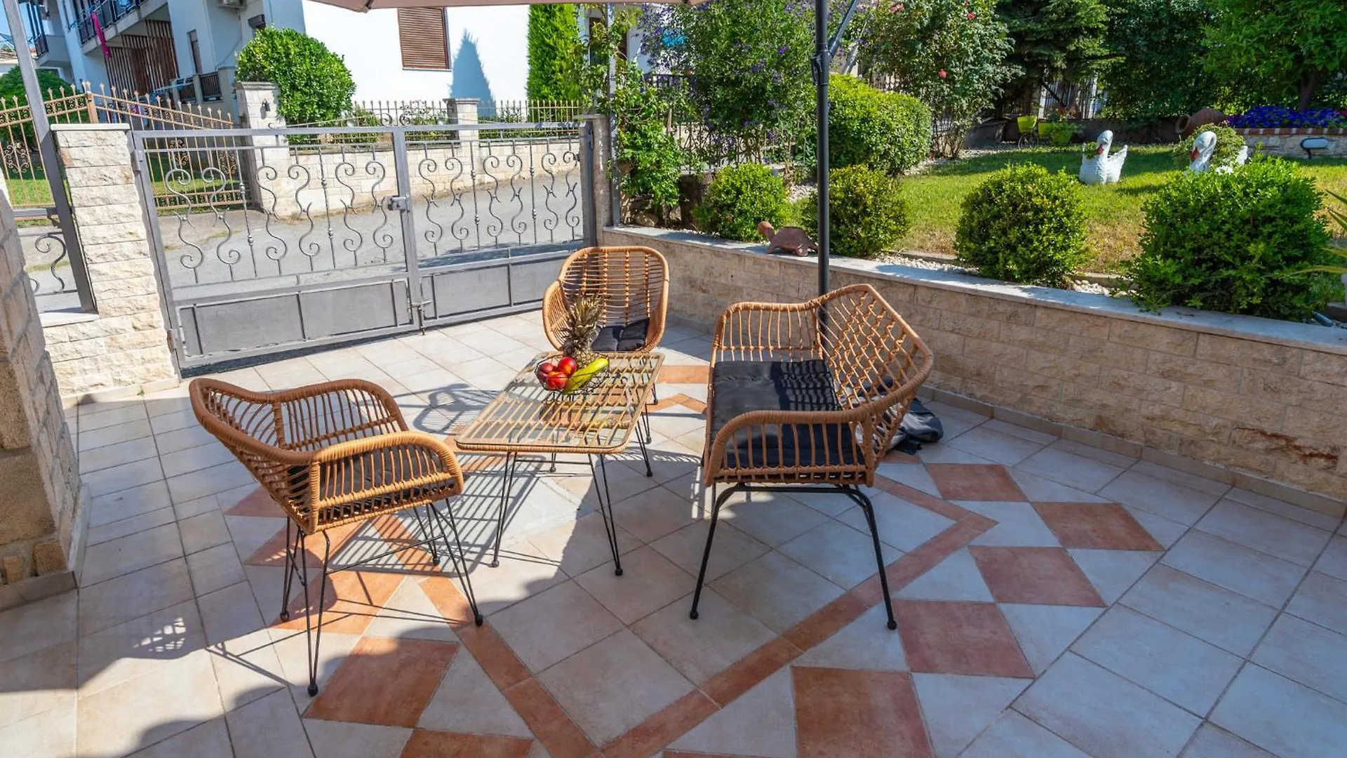 Villa Di Pietra Afytos 0*,  Grecia